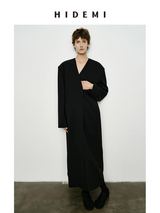 HIDEMI 精纺羊毛极简无领宽肩设计感一粒扣长款西装大衣 商品图6