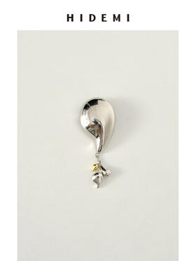 HIDEMI 流线型设计感小流苏吊坠式胸针