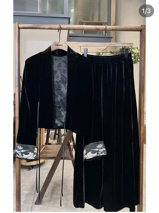 V221552袖口刺绣丝绒外套 商品图0