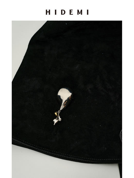 HIDEMI 流线型设计感小流苏吊坠式胸针 商品图5