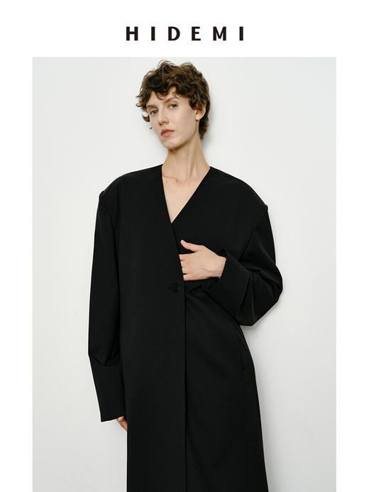 HIDEMI 精纺羊毛极简无领宽肩设计感一粒扣长款西装大衣 商品图5