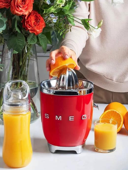 SMEG斯麦格CJF01意大利品牌电动柑橘榨汁机家用手压榨汁压橙汁器 商品图2