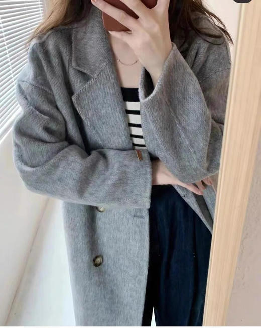 升级版暖冬灰大衣 商品图4