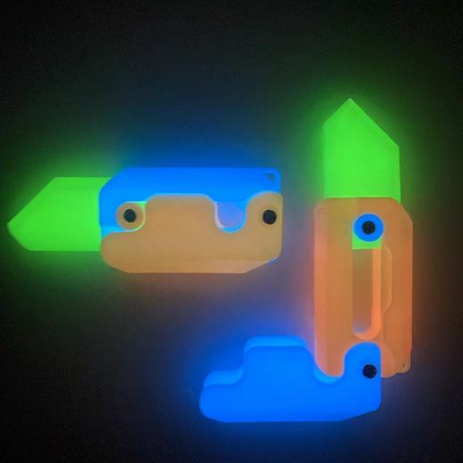 网红同款新款3D重力夜光小萝刀塑料迷你版解压 商品图4