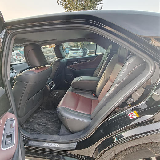 丰田 皇冠 2.0T 运动版【长租-北京】 商品图8