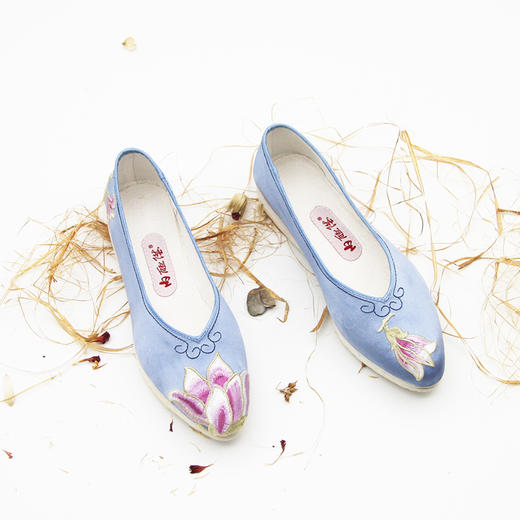 内联升女鞋手工单鞋千层底真丝绣花尖口（玉兰）布鞋8650A 商品图0