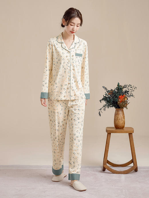 康妮雅女式长袖长裤开襟套装 商品图4