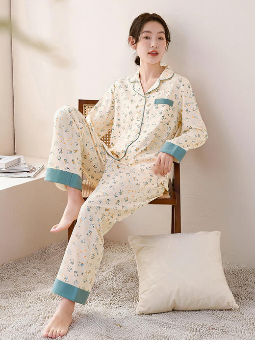 康妮雅女式长袖长裤开襟套装 商品图1