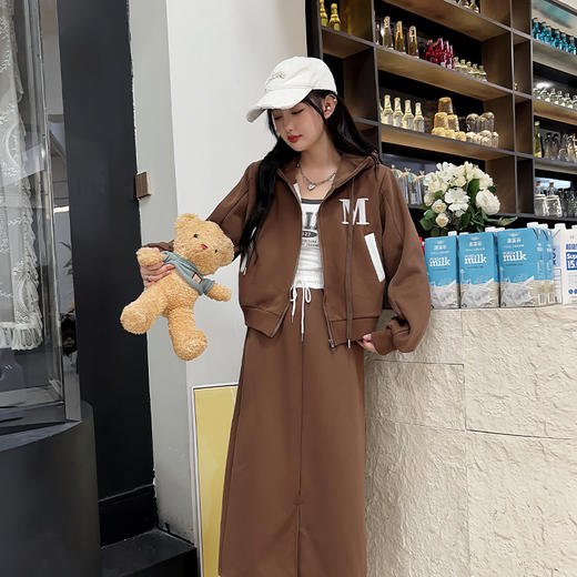 「五款配色！两件套」秋季新款休闲时尚半身裙套装女装宽松撞色口袋连帽卫衣两件套上衣下装 商品图2