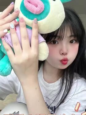 趣巢香肠嘴娃娃社恐嘴替毛绒潮玩具恶搞音效录音无聊解压O嘴玩偶