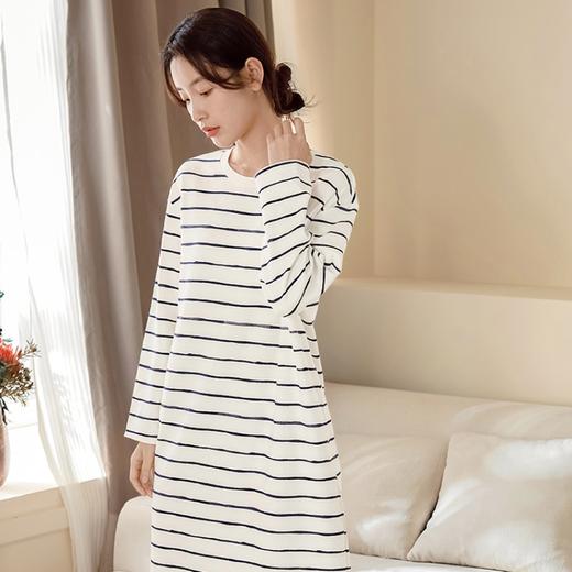 康妮雅女式长袖睡裙 商品图0