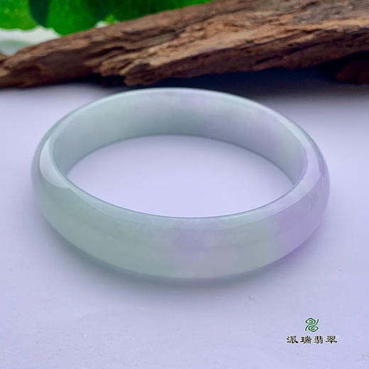 派瑞翡翠 翡翠手镯 糯种 浅绿 商品图3