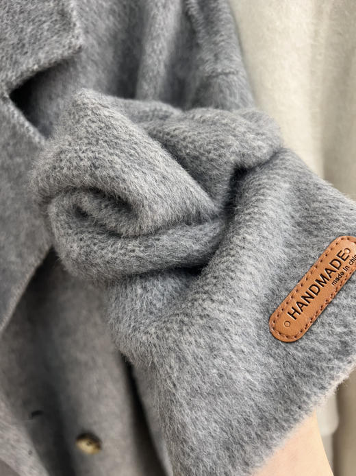 升级版暖冬灰大衣 商品图11