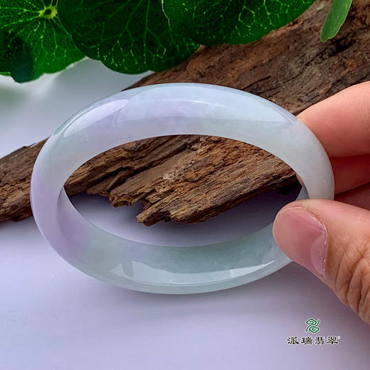 派瑞翡翠 翡翠手镯 糯种 浅绿 商品图4