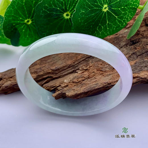 派瑞翡翠 翡翠手镯 糯种 浅绿 商品图0