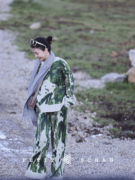 PETIT SCHAN小闪 CLO#357Autumn is the second spring 秋是第二春 美丽诺羊毛原创图案叶子提花抗起球针织上衣/裤子 商品图2