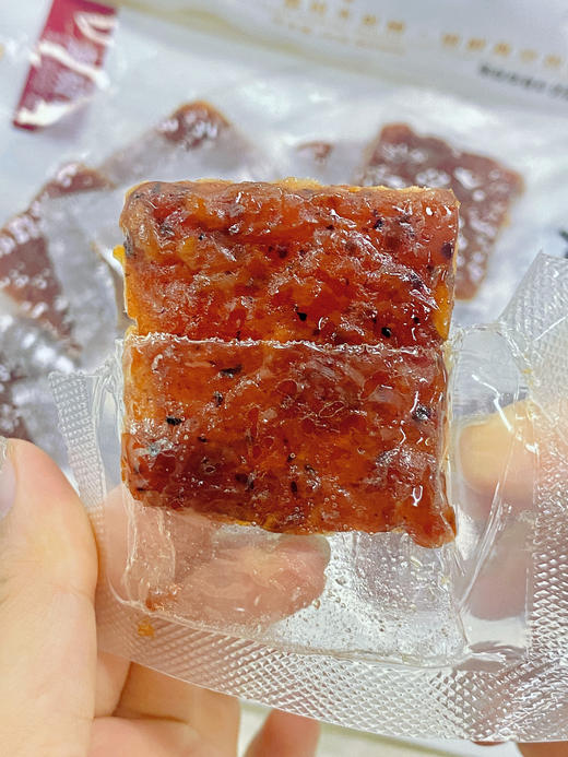 【乐田町吊龙猪肉脯】💥盒马同款，东方甄选推荐🥩比脸还大的猪肉脯👉 100%原切里脊肉~不干不柴 👉2袋潮汕猪肉脯仅需💰32.9元！ 商品图5