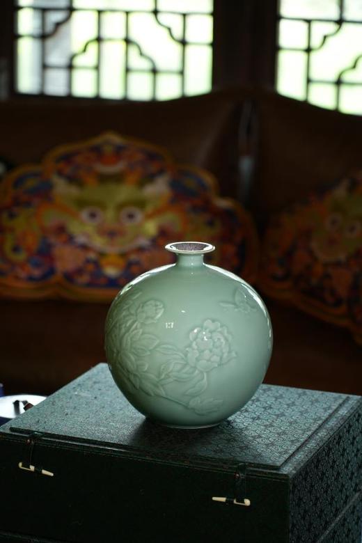 小牡丹石榴瓶  谈志坚制 商品图9