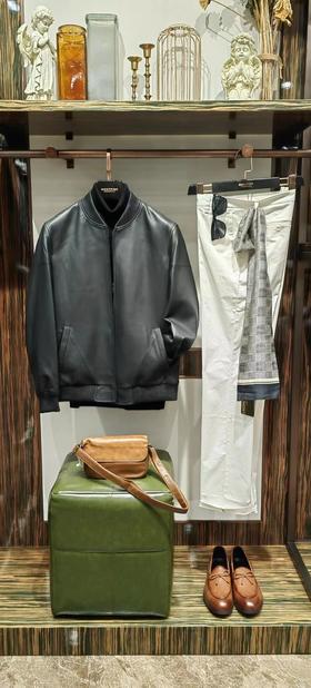 4F蒙帝菲尔皮衣