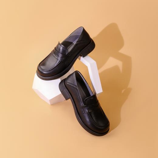 Safiya/索菲娅2023秋冬新品 英伦圆头粗跟百搭一脚蹬软底乐福鞋 SF33112136 商品图2