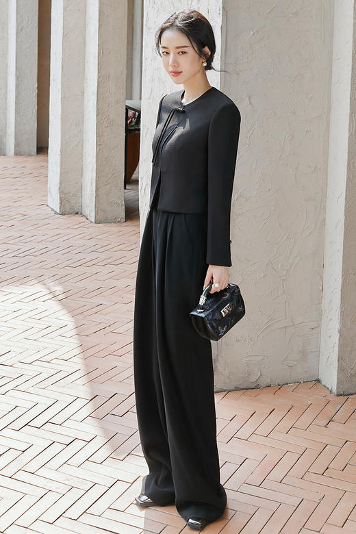 IWY/扶摇系列 秋季设计感国风盘扣短外套高腰宽松阔腿裤 FYC205+FYP205 商品图7