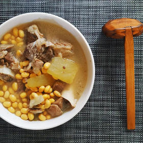 冬瓜黄豆炖猪展（隔水蒸炖）