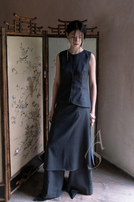 Ruohan 灰色精仿羊毛马甲 商品图2