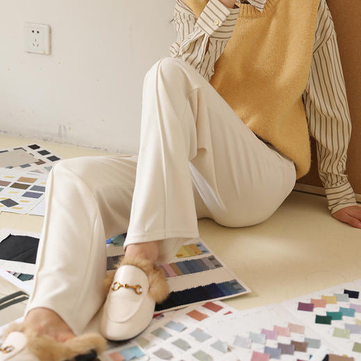 「四色可选！绵绵日常裤」女士休闲裤秋冬纯色直筒裤 高腰垂感软糯舒适宽松直筒长裤下装 商品图0