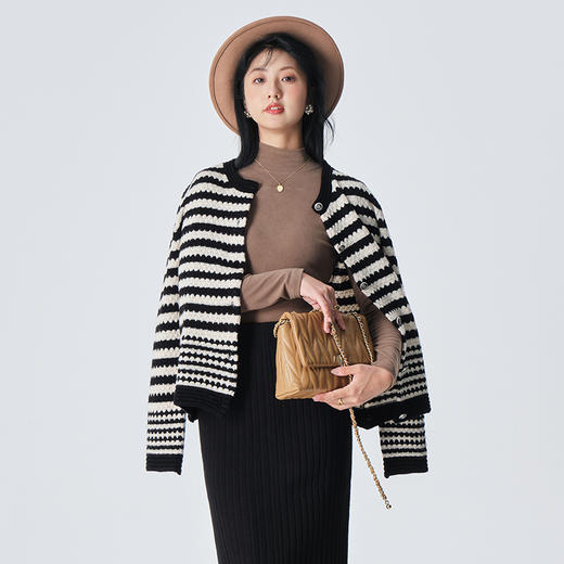 馥迦小香风条纹绵羊毛开衫 商品图3