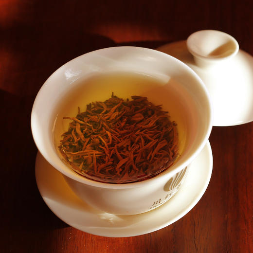 川红 四川特级非遗工夫红茶红运礼盒240g 商品图4