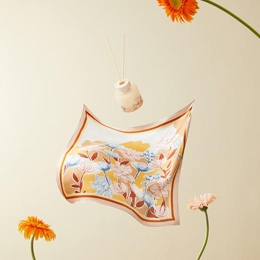 万事利“花间秋影·寻桂”丝巾香氛套装 商品图0