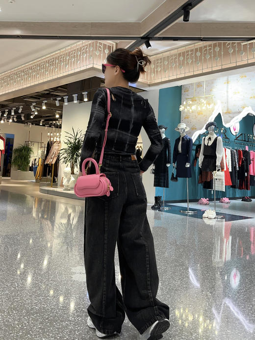 LZ3T18 漆黑色T恤  商品图3