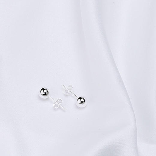 小银豆耳钉 商品图2