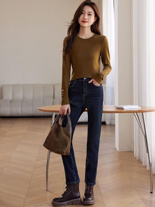 【专属特价】熙世界原色加绒加厚牛仔裤女2025秋冬新款高腰显瘦抓毛保暖直筒裤 商品图4