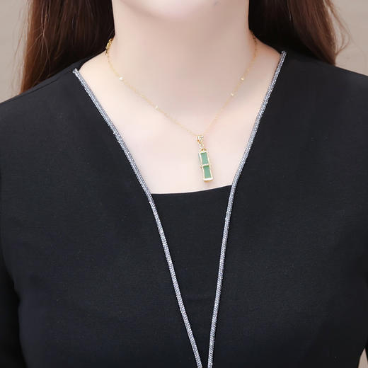 修身时尚，秋款V领长袖气质内搭打底裙黑色简约中长款连衣裙QYM-FL-23911-L 商品图3