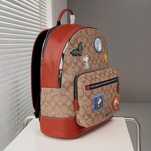 秋冬特惠💰700 蔻驰CE487 11月新品来袭 史努比联名系列双肩背包 商品图2