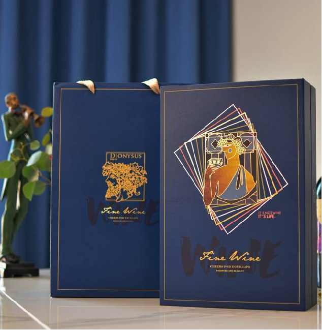 高档红酒包装礼盒（双开装，精裱专色印刷+烫金+手提袋）