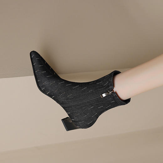 优雅个性，爆闪尖头高跟短靴WC-M7519 商品图3