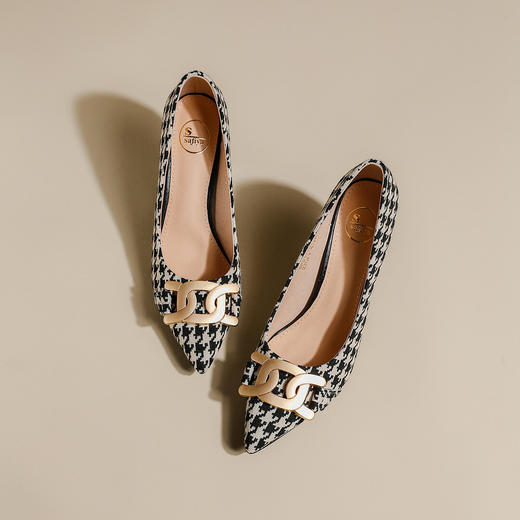品质好货| Safiya索菲娅2023新款气质尖头格纹浅口单鞋 SF31115736 商品图9