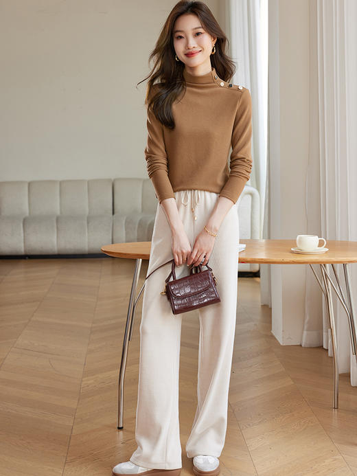 【年终特卖】熙世界德绒半高领打底衫女士秋冬加厚灯芯绒内搭长袖T恤保暖上衣 商品图4