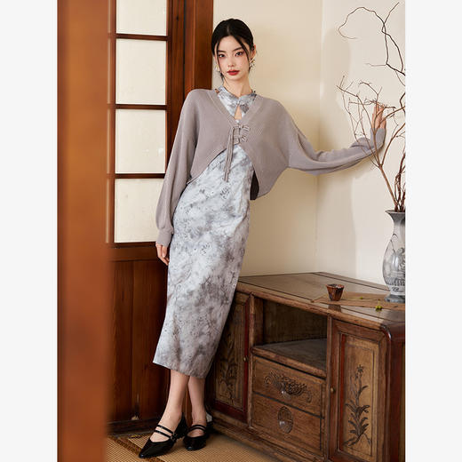 西遇韩系套装新款长袖针织开衫新中式复古旗袍连衣裙两件套V0038448/V0038447 商品图1