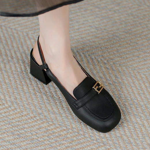 品质好货| Safiya索菲娅2023新款浅口粗跟后中空凉鞋 SF31115766 商品图0