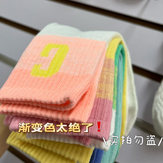 【家居百货】【韩系⁡多巴胺彩虹色大C字母袜中筒袜】整整10双⁧，简直是秋冬穿搭的天花 商品图7