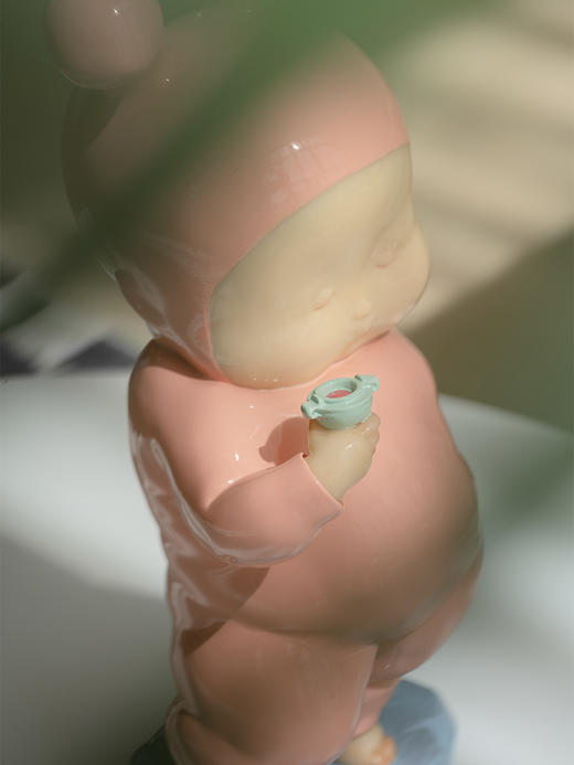 稀奇艺术瞿广慈《干杯朋友》收藏摆件室内桌面雕塑装饰品 商品图3