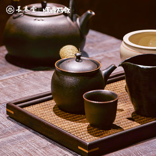 顺时而饮 | 侧把小壶 复古简约 可用明火/炭火/电陶炉（白色 深褐色 ） 商品图0