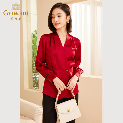 乔万尼新品红装衬衫修身V领上衣ET3C638 商品图1