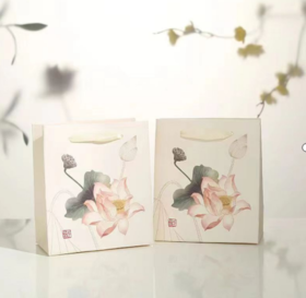 QT-STD-124 荷花手提袋13*15*7