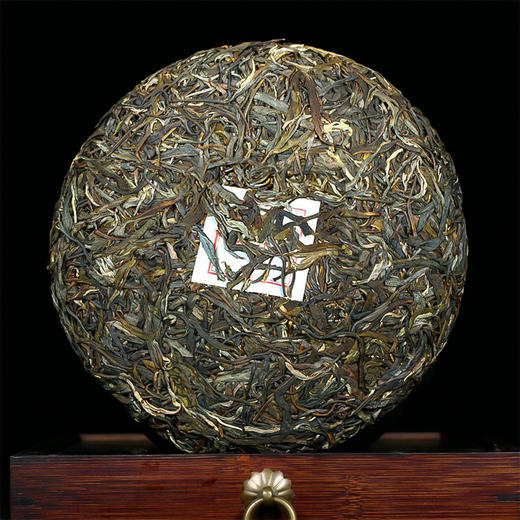【礼品茶】吉顺号曼松普洱茶生熟双饼礼盒357克*2饼（带礼盒） 商品图4