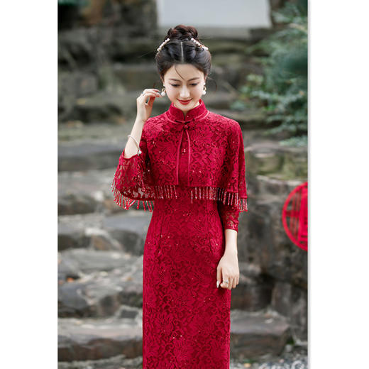 红蕾丝披肩旗袍套装两件套，时尚改良新娘红装婚礼旗袍GX-22236 商品图3