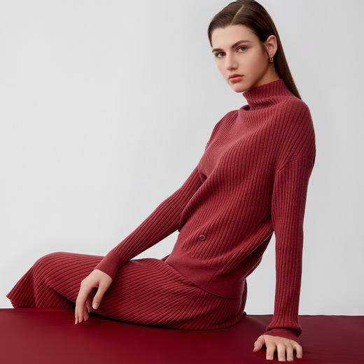 【纯羊绒针织套装】羊绒世家23年秋冬新品女士100%山羊绒不对称抽条毛衣 商品图0